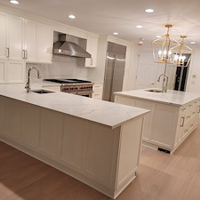 Custom-made-kitchen-cabinets-and-quartz-count-it-up 1